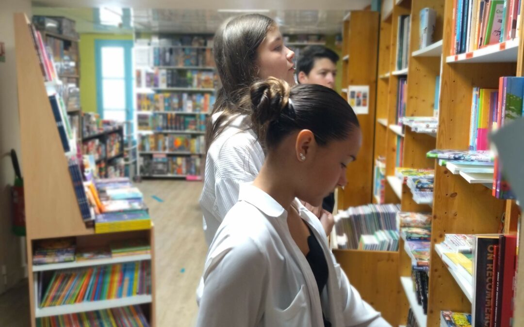 Visite à la Librairie Jeux Bouquine pour les élèves de 4C